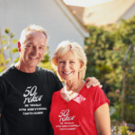 Mikina s potlačou – 50 rokov mi trvalo kým som vyzeral takto dobre